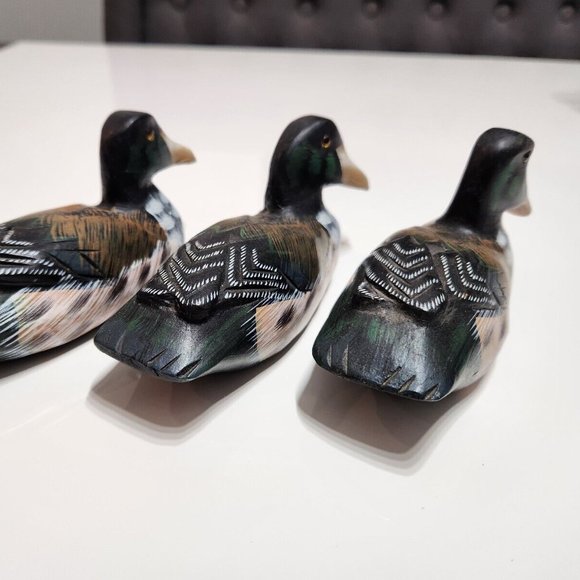 Wooden Decorative Ducks ME-1071 Multicolor with great detail - Picture 3 of 5